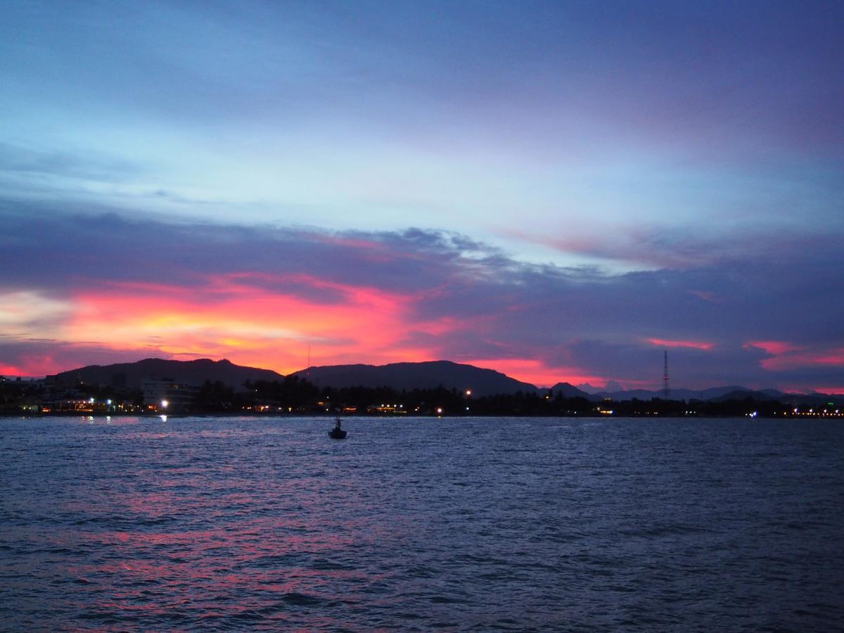 Jetty Huahin Hostel Екстер'єр фото